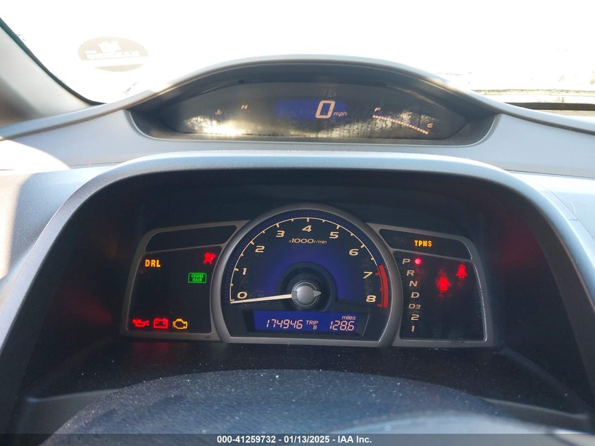 2010 HONDA CIVIC VIN: 2HGFA1F57AH586937