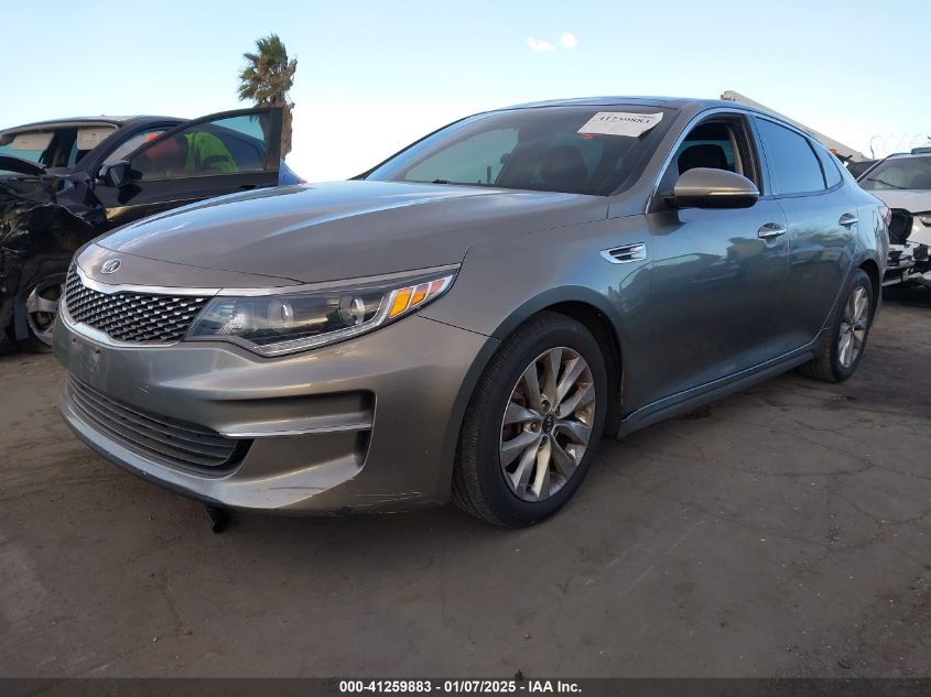 VIN 5XXGU4L31GG094947 2016 KIA Optima, EX no.2