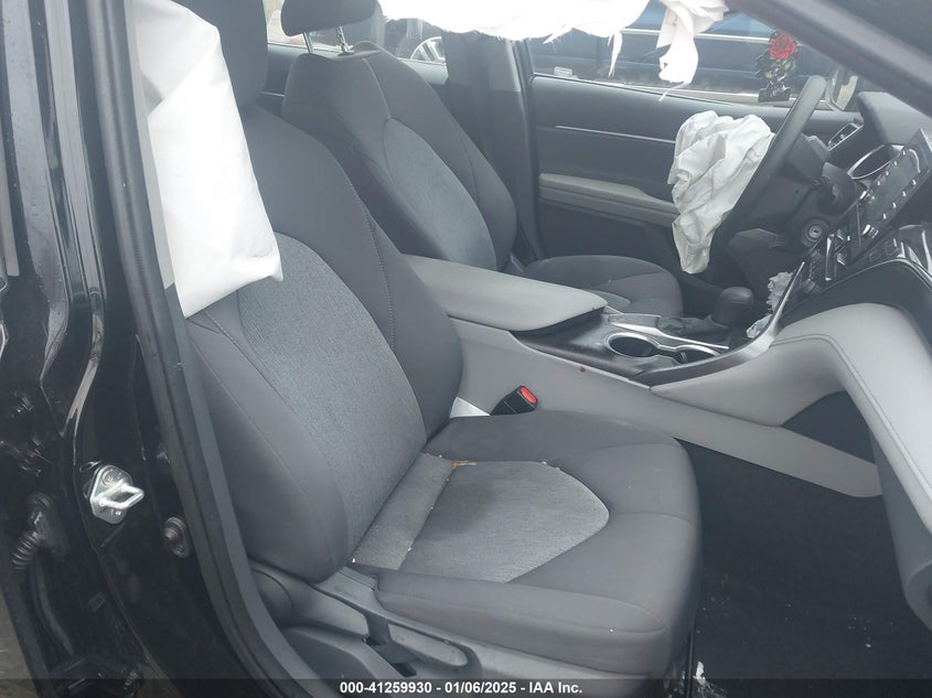 2021 TOYOTA CAMRY VIN: 4T1C11AK3MU568222