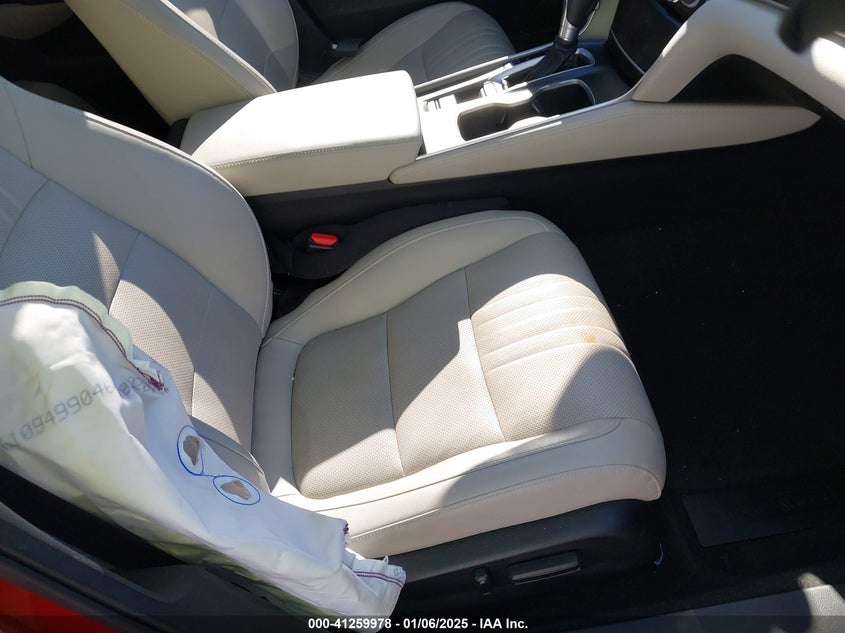 2018 HONDA ACCORD VIN: 1HGCV1F55JA192262
