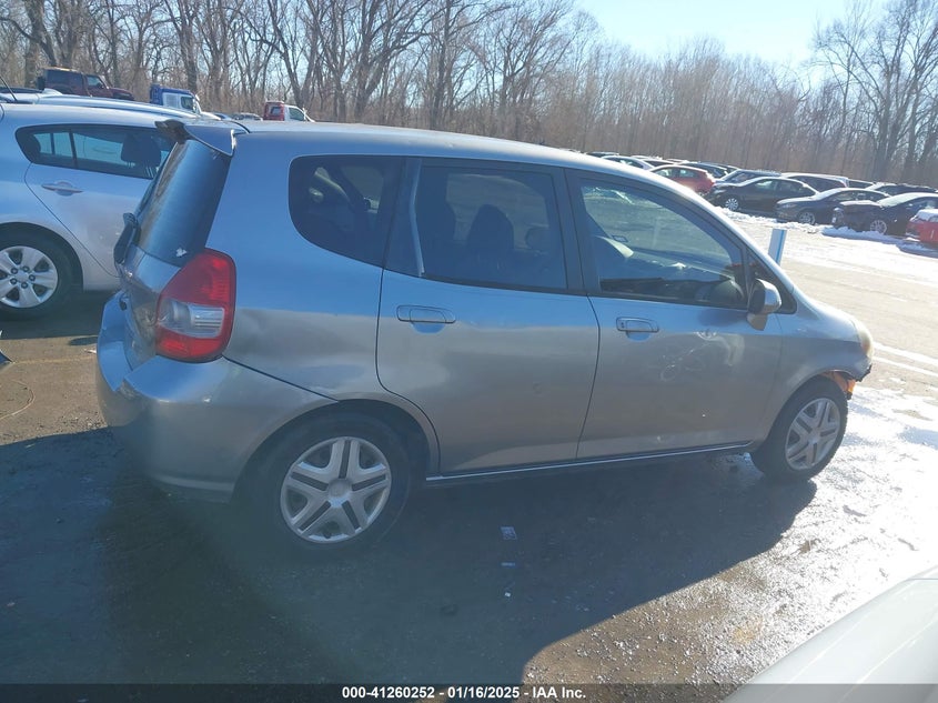 2008 HONDA FIT VIN: JHMGD38488S028963