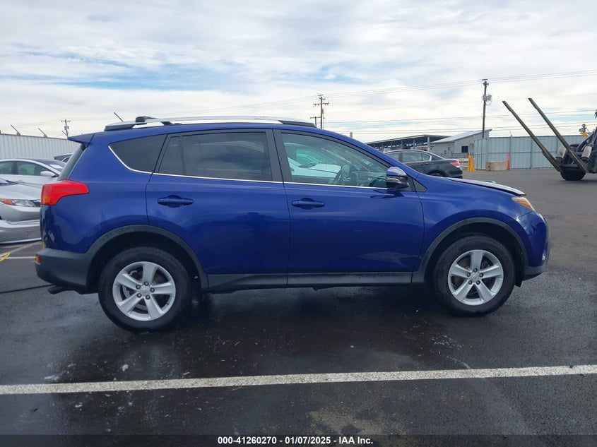 2014 TOYOTA RAV4 XLE - 2T3RFREV8EW169944