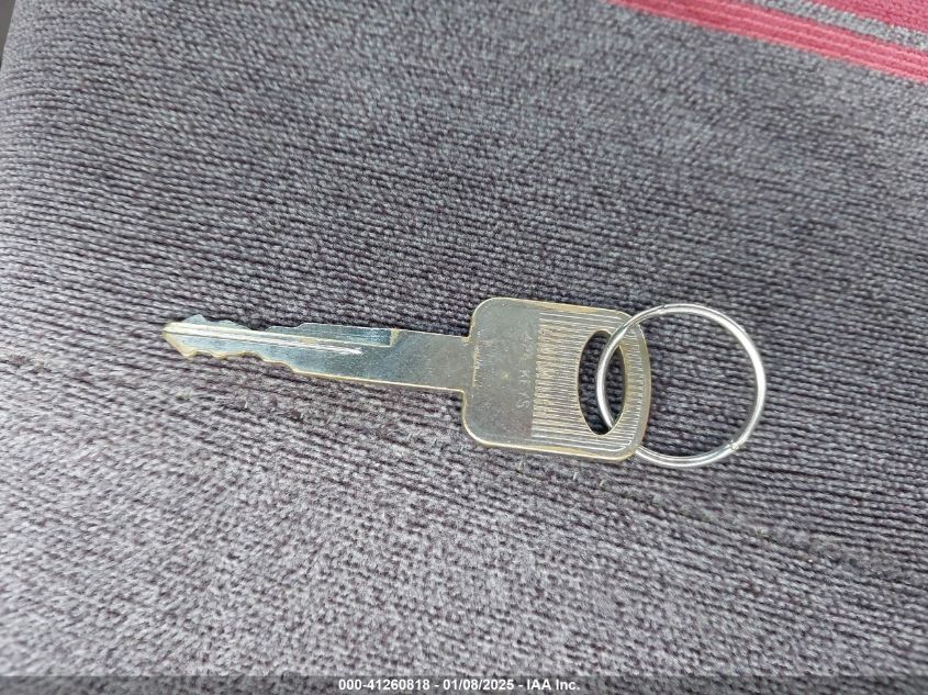 1998 Ford Econoline VIN: 1FDWE30L4WHB7167 Lot: 41260818