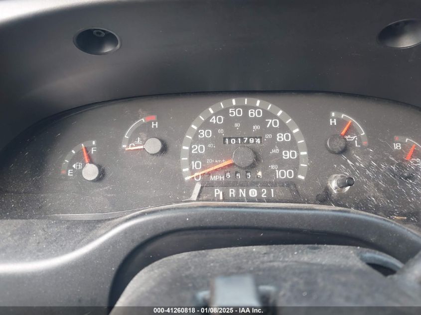 1998 Ford Econoline VIN: 1FDWE30L4WHB7167 Lot: 41260818