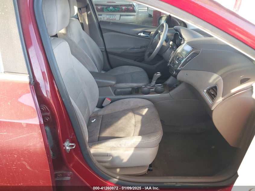 2018 CHEVROLET CRUZE LT AUTO - 1G1BE5SM8J7146476