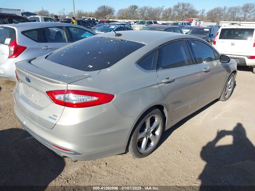 VIN 3FA6P0HDXFR169289 2015 Ford Fusion, SE no.4