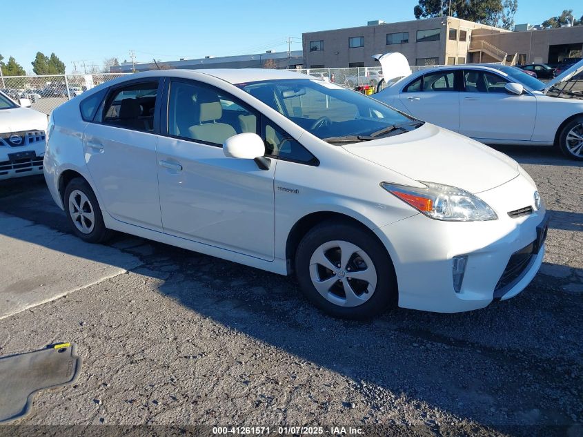 2014 Toyota Prius, Two