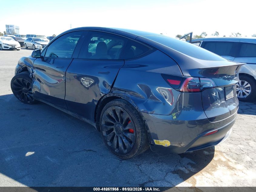 VIN 7SAYGDEF8NF398556 2022 TESLA MODEL Y no.3