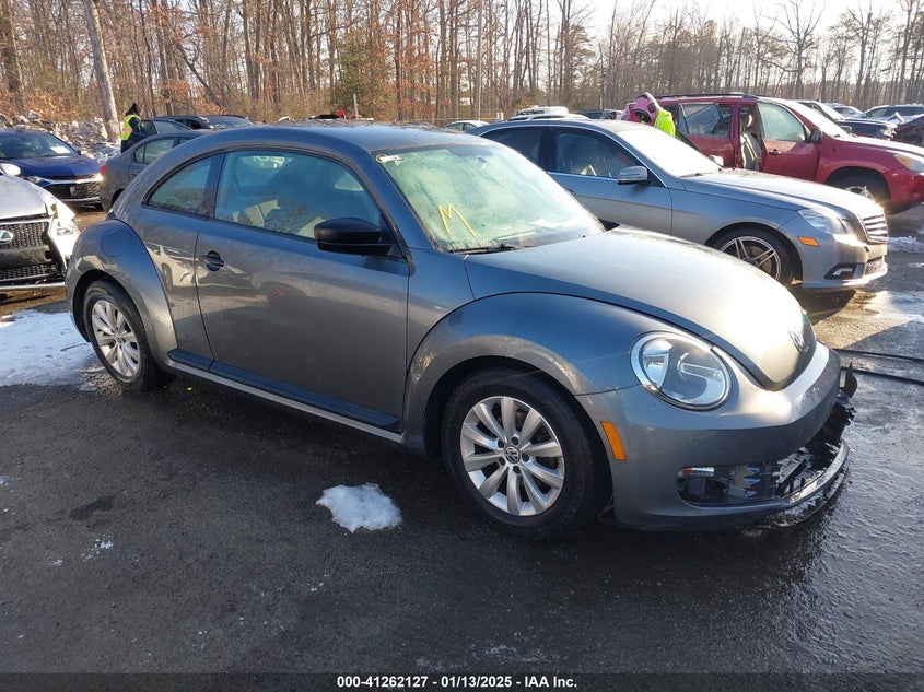 2013 VOLKSWAGEN BEETLE 2.5L/2.5L FENDER EDITION - 3VWFP7AT4DM669718