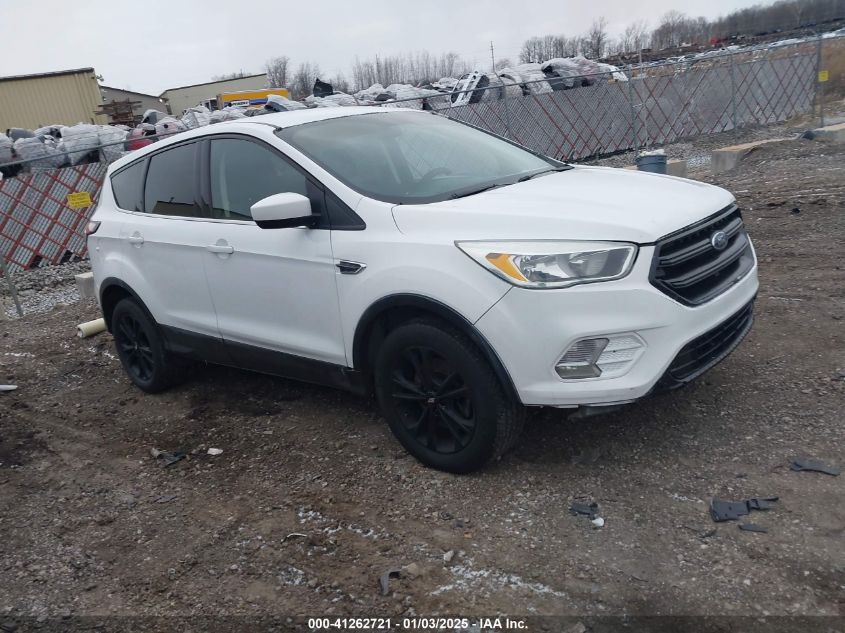 VIN 1FMCU9GD0HUD09207 2017 Ford Escape, SE no.1