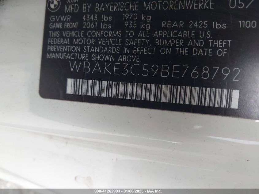 2011 BMW 328I VIN: WBAKE3C59BE768792 Lot: 41262903