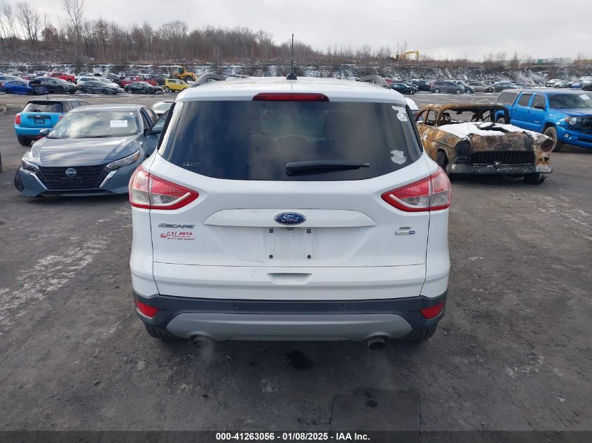 VIN 1FMCU9GX4GUC72350 2016 FORD ESCAPE no.16