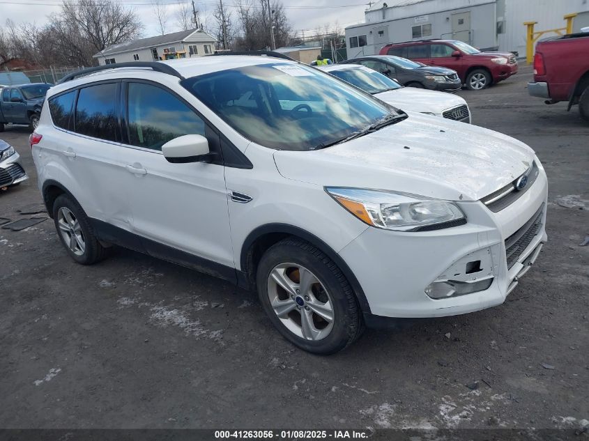 VIN 1FMCU9GX4GUC72350 2016 FORD ESCAPE no.1