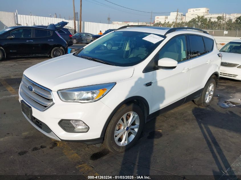 VIN 1FMCU0GDXJUA43339 2018 FORD ESCAPE no.2