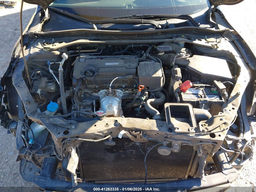 2016 HONDA ACCORD VIN: 1HGCR2F81GA115255
