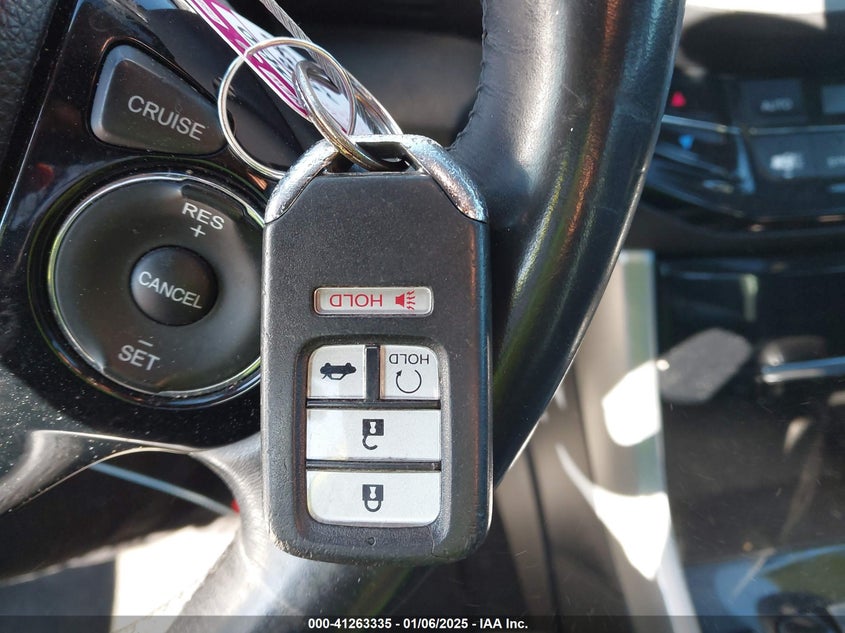 2016 HONDA ACCORD VIN: 1HGCR2F81GA115255