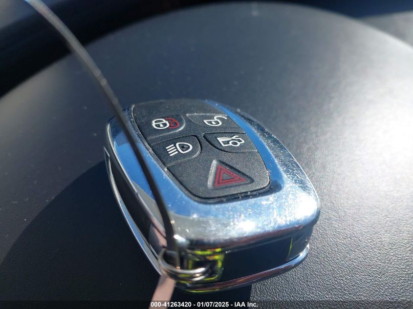 2011 Jaguar Xj VIN: SAJWA1CB2BLV17684 Lot: 41263420