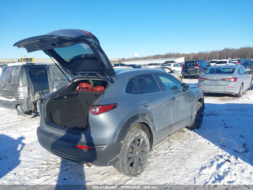 2022 MAZDA CX-30 CARBON EDITION - 3MVDMBCL7NM457690