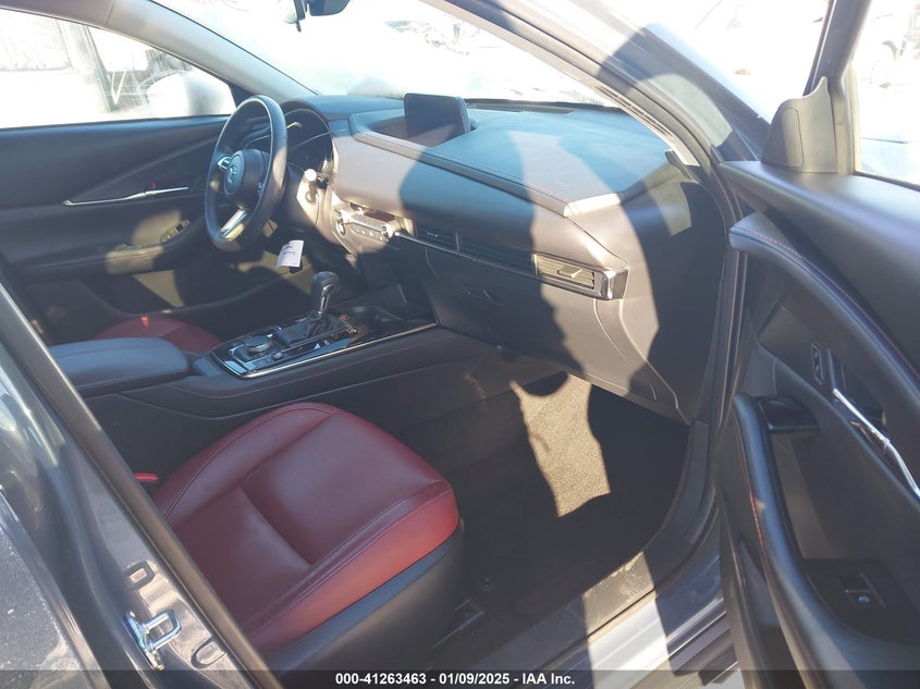 2022 MAZDA CX-30 CARBON EDITION - 3MVDMBCL7NM457690