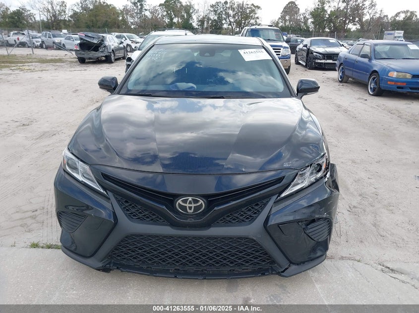 2018 TOYOTA CAMRY SE - JTNB11HK1J3046854