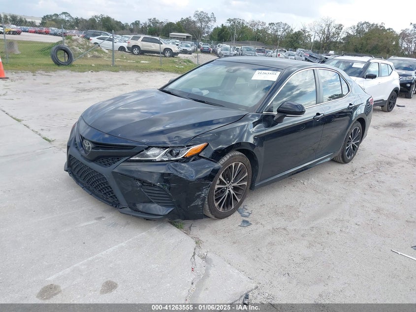 2018 TOYOTA CAMRY SE - JTNB11HK1J3046854