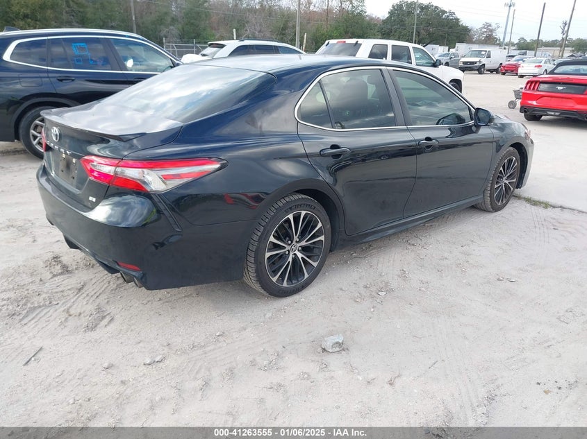 2018 TOYOTA CAMRY SE - JTNB11HK1J3046854