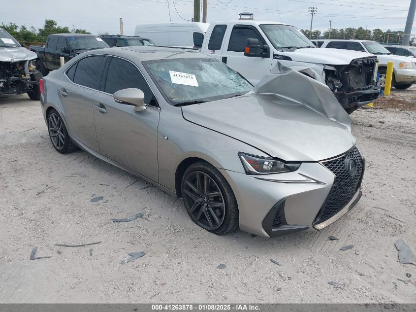 2018 Lexus IS300