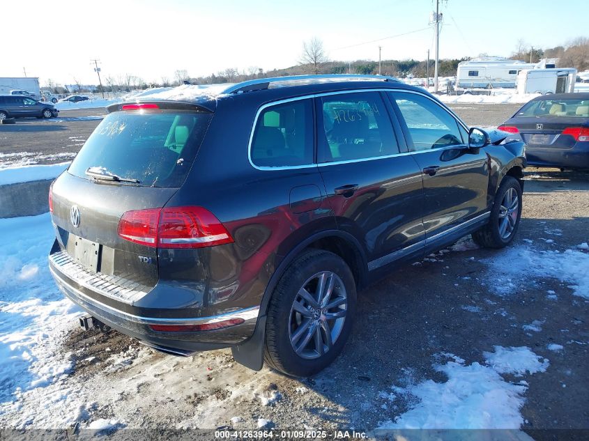 VIN WVGEP9BP0FD003025 2015 Volkswagen Touareg, Tdi Lux no.4