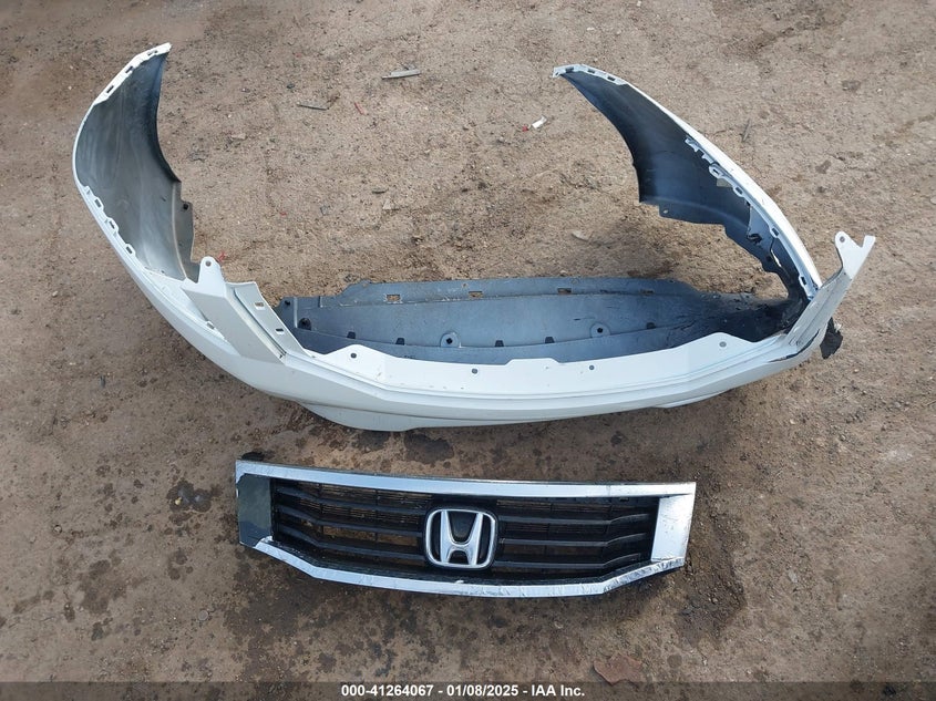 2008 HONDA ACCORD VIN: 1HGCP368X8A066991