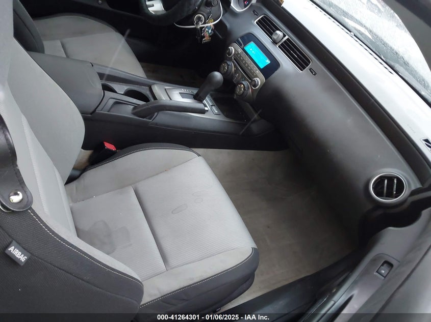 2010 CHEVROLET CAMARO VIN: 2G1FB1EV4A9184132