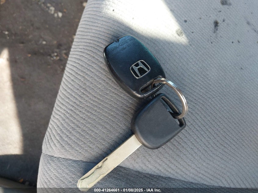 2008 HONDA CIVIC VIN: 1HGFA16868L050729
