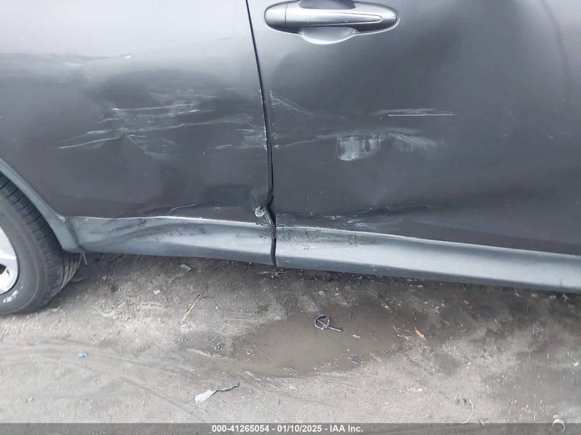 2014 TOYOTA RAV4 LE - JTMZFREV4EJ020705