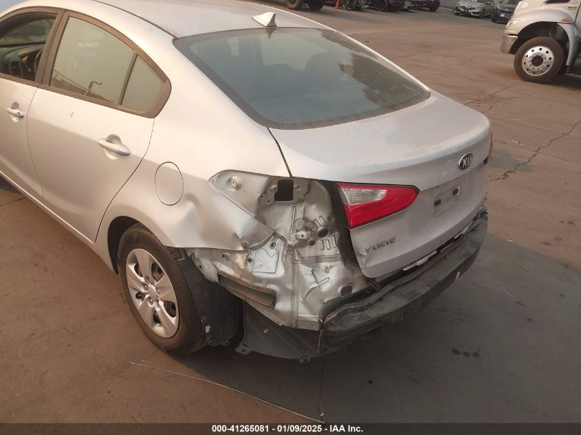 VIN KNAFK4A60G5574588 2016 KIA Forte, LX no.6