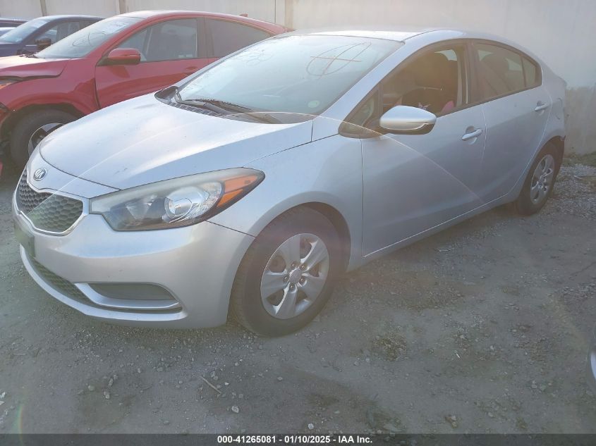 VIN KNAFK4A60G5574588 2016 KIA Forte, LX no.2