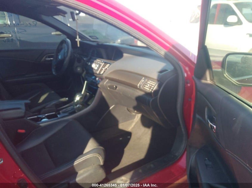 2016 HONDA ACCORD VIN: 1HGCR2F50GA096641