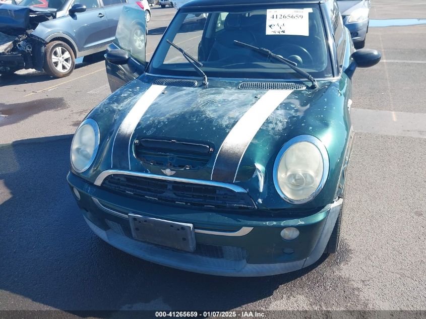 2006 MINI COOPER S VIN: WMWRE33566TJ34081