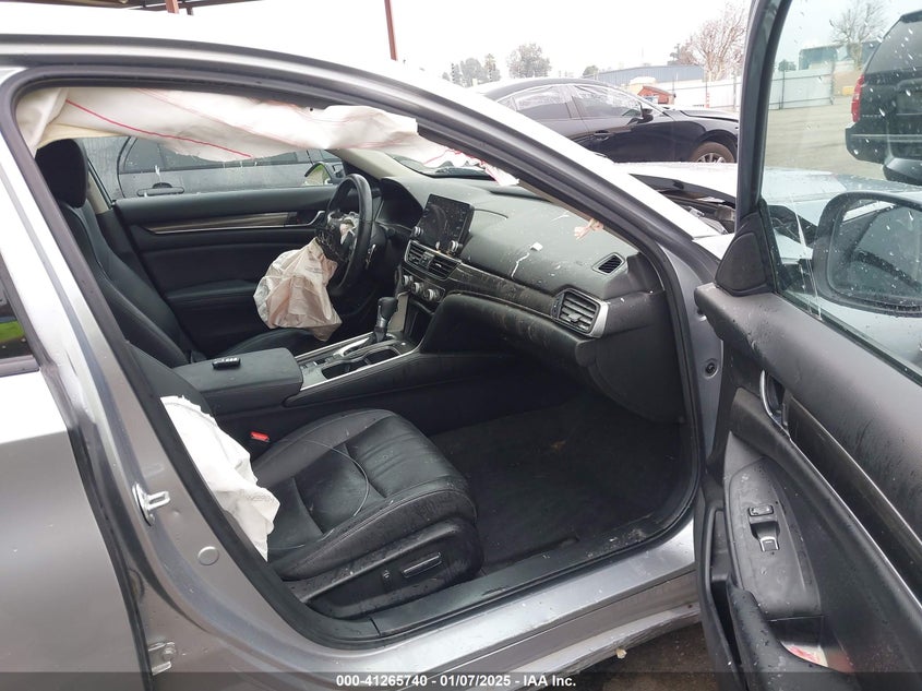 2022 HONDA ACCORD VIN: 1HGCV1F42NA073338