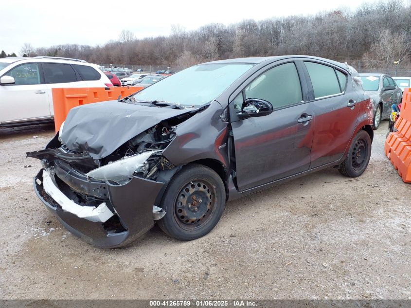 VIN JTDKDTB33E1082605 2014 TOYOTA PRIUS C no.2