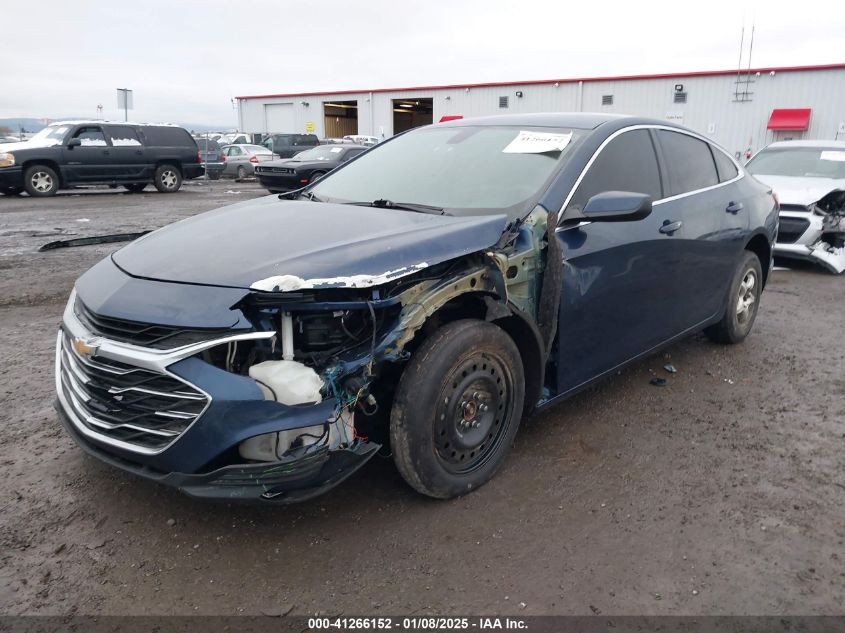 VIN 1G1ZD5STXKF107422 2019 Chevrolet Malibu, LT no.2