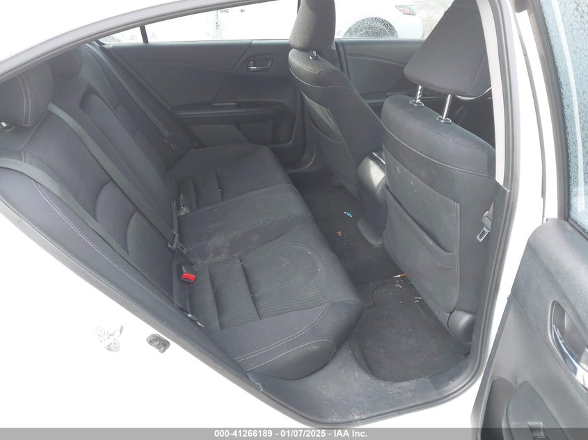 2015 HONDA ACCORD VIN: 1HGCR2F59FA157208