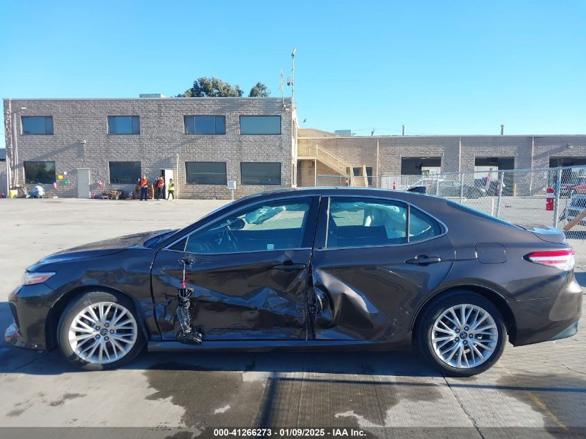 VIN 4T1BZ1HK7JU502794 2018 TOYOTA CAMRY no.14