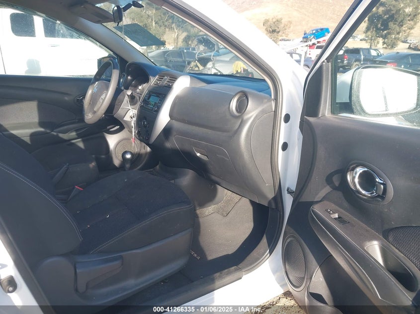 2016 NISSAN VERSA 1.6 SV - 3N1CN7AP4GL893602