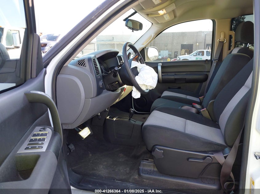 2009 GMC SIERRA 1500 VIN: 3GTEK13C49G131338