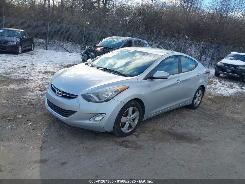 VIN 5NPDH4AE3DH155906 2013 Hyundai Elantra, Gls no.2