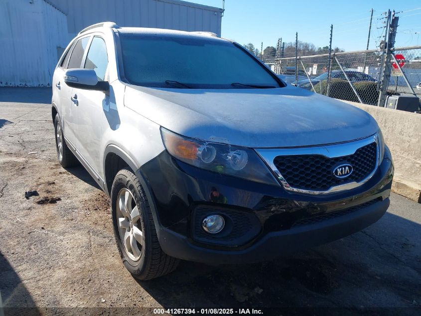 VIN 5XYKT4A23DG322980 2013 KIA SORENTO no.1