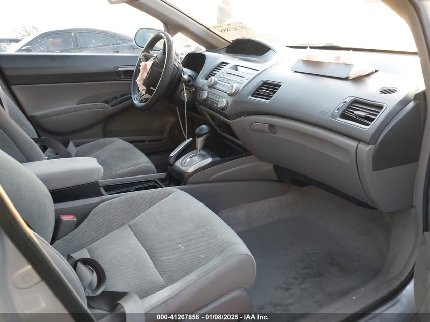 2009 HONDA CIVIC VIN: 19XFA16549E051375