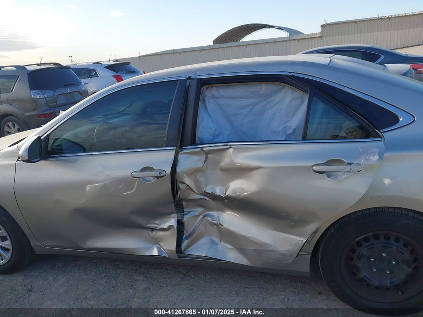 2016 TOYOTA CAMRY LE - 4T4BF1FK0GR533931