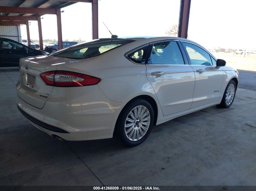 VIN 3FA6P0LU9GR178929 2016 FORD FUSION HYBRID no.4