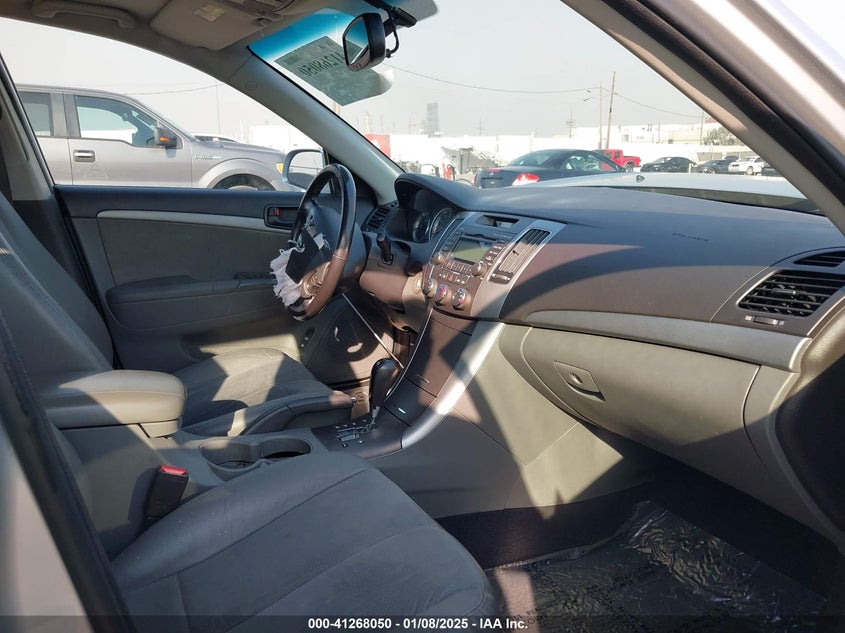 2009 HYUNDAI SONATA VIN: 5NPEU46F99H467947