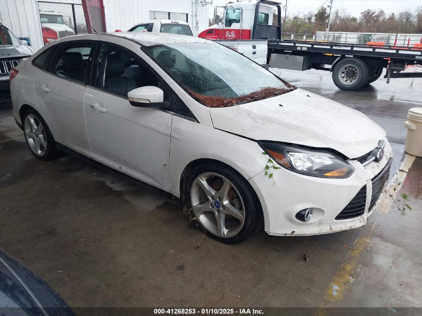 VIN 1FADP3J24DL263200 2013 Ford Focus, Titanium no.1